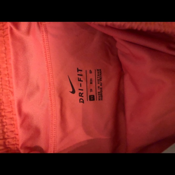pink nike shorts - Picture 2 of 2